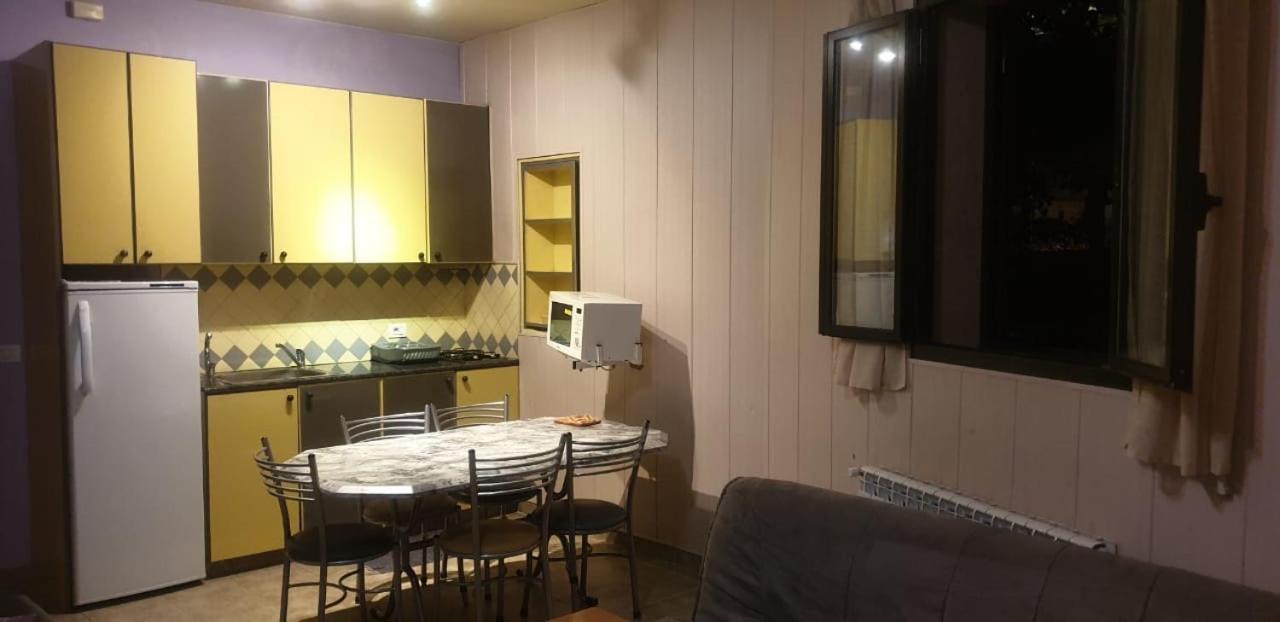 Fārayyā Stone Chalets מראה חיצוני תמונה